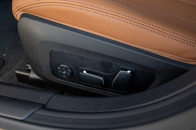 Certified Used 2025 Skyscraper Grey Metallic BMW xDrive40 image 17