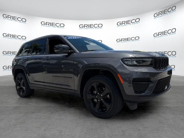 2022 Jeep Grand Cherokee Altitude