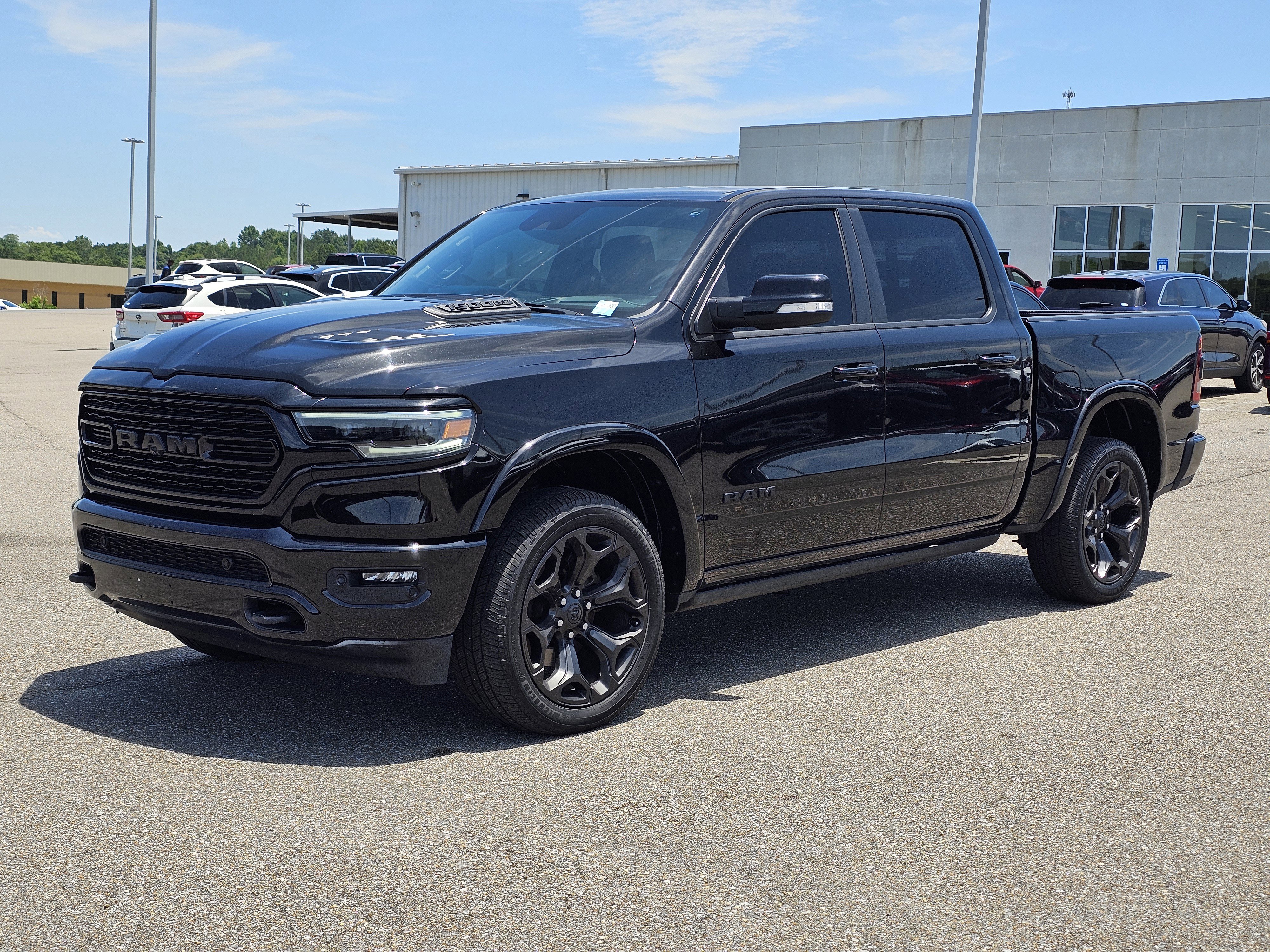 2022 RAM 1500 Limited 4x4 Crew Cab 5'7's photo