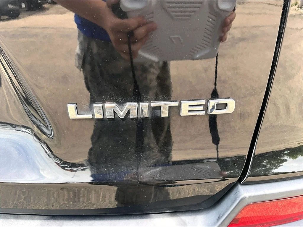 Certified Used 2020 Black Jeep Limited image 28