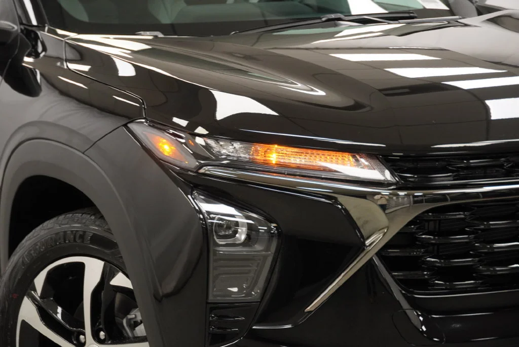 New 2026 Mosaic Black Metallic Chevrolet 1RS image 8