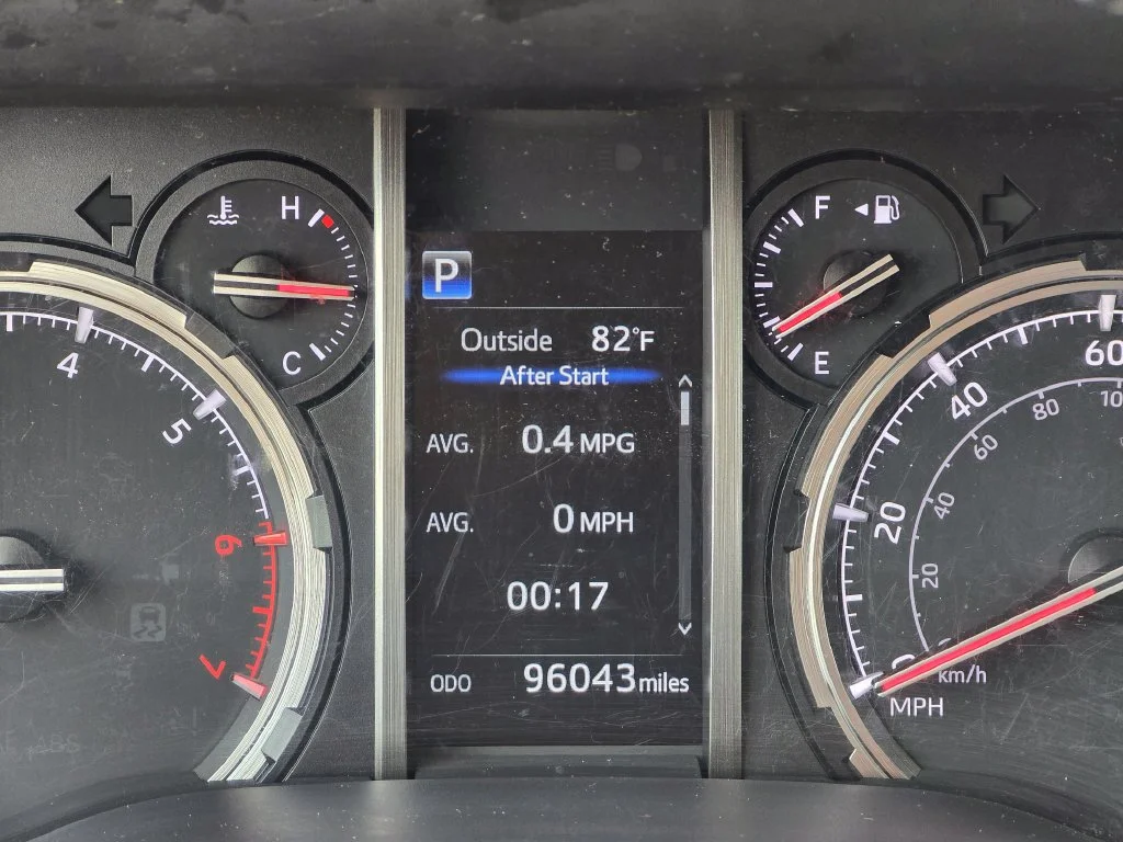 Used 2022 Green Toyota Limited image 36