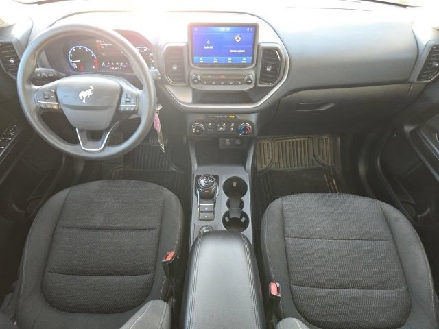 Used 2021 Silver Metallic Ford Base image 11