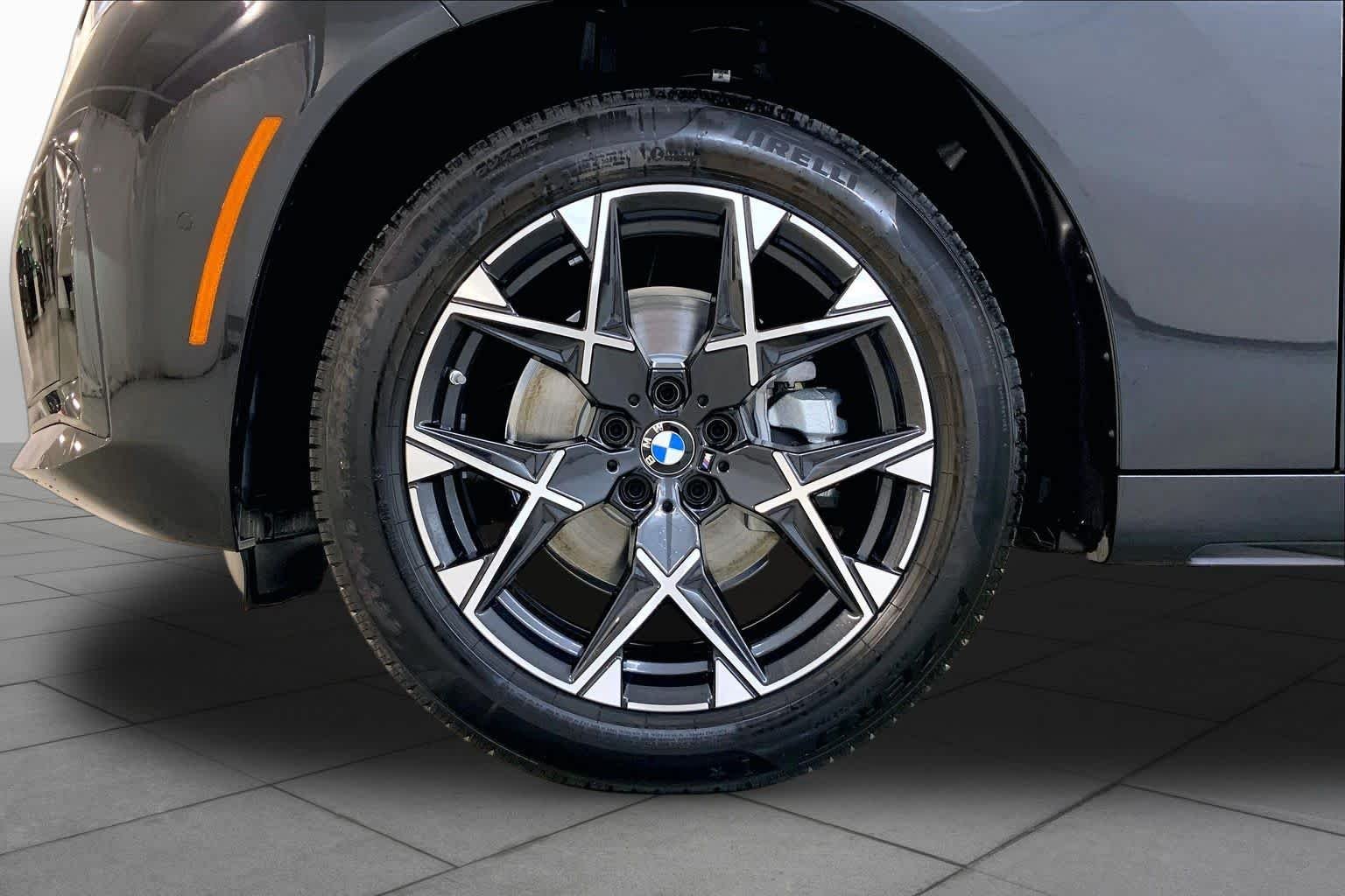 New 2026 Black Sapphire Metallic BMW 30 xDrive image 11