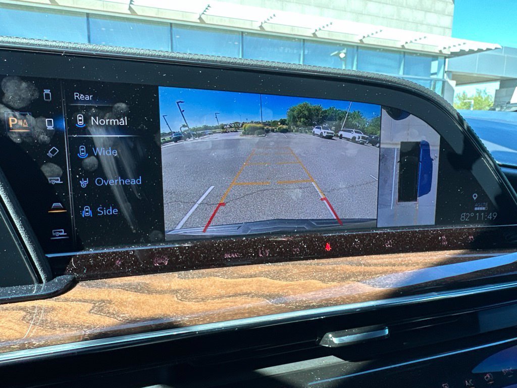 Used 2022 Black Cadillac Sport Platinum image 3