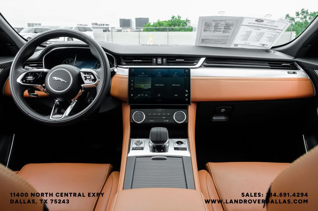 2026 Jaguar F-Pace R-Dynamic S - Photo 17