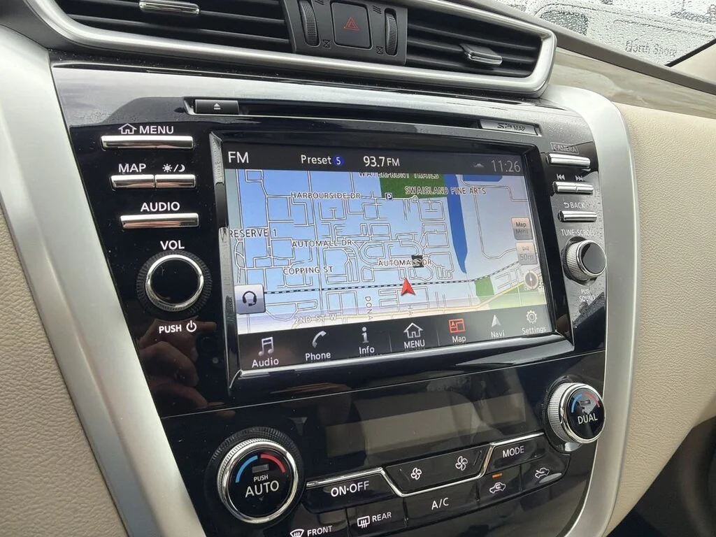 Used 2017  Nissan Platinum AWD CVT (2) Dilawri Certified  Local BC image 26