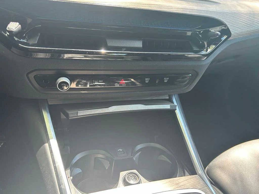 Certified Used 2025 Gray BMW 330i image 21
