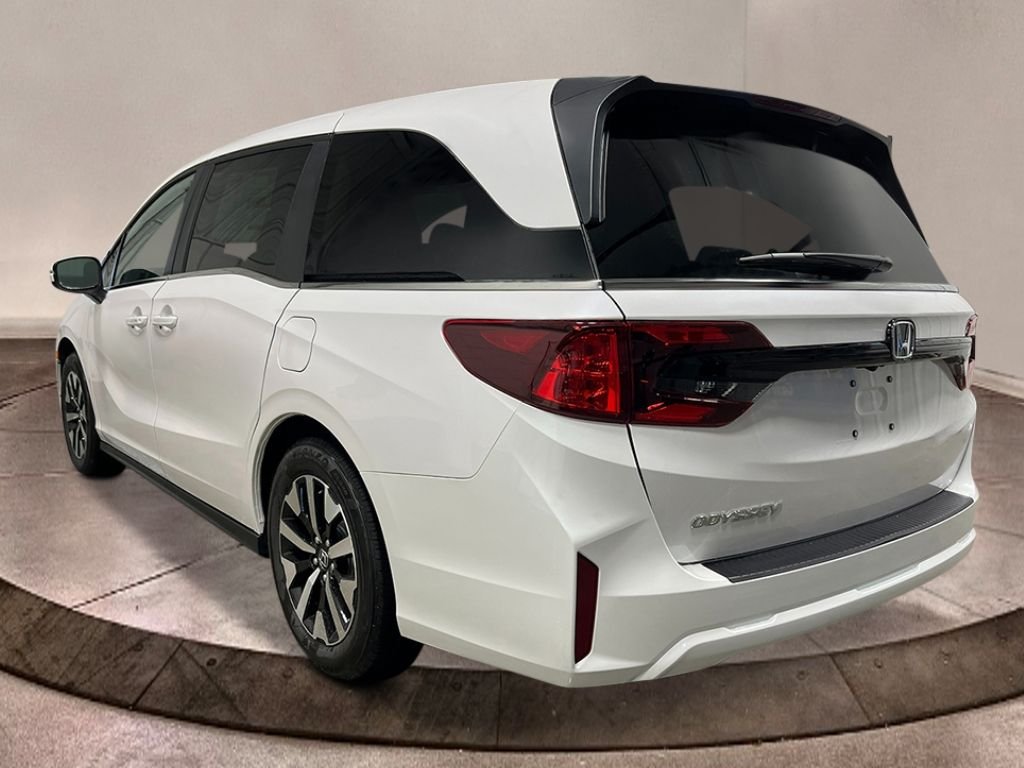 New 2026 Platinum White Pearl Honda EX-L image 3