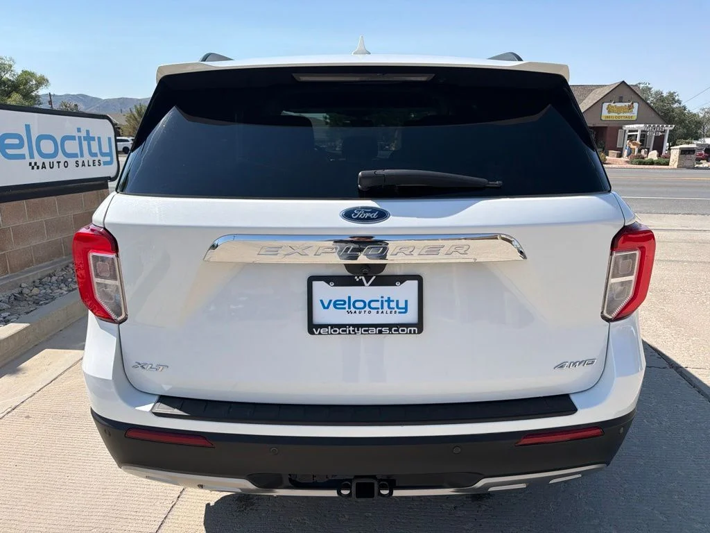 Used 2022 White Ford XLT image 4