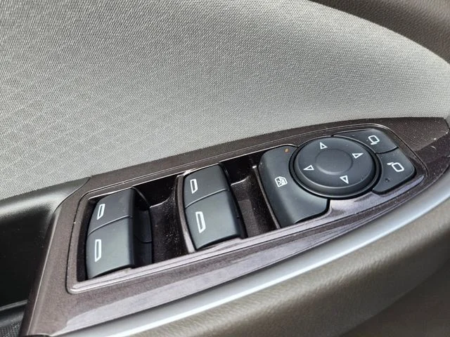 Used 2023 White Chevrolet LS image 36