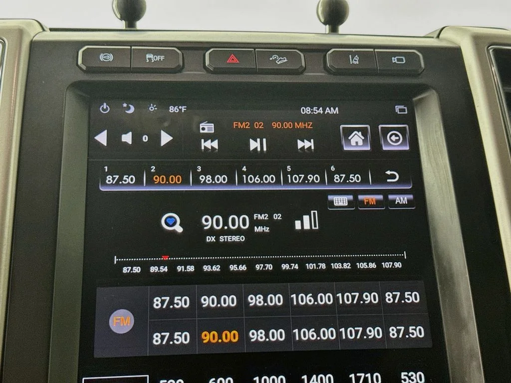 Used 2020 Black Metallic Ford Lariat image 18