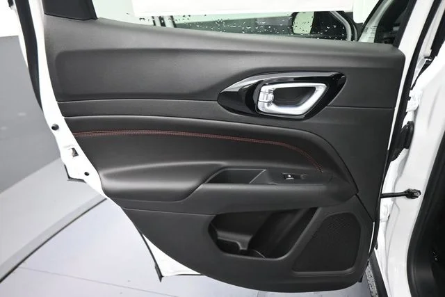 New 2026 Bright White Clear-Coat Exterior Paint Jeep Trailhawk image 25