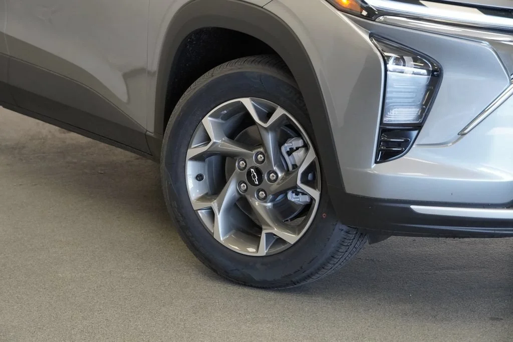 New 2026 Sterling Gray Metallic Chevrolet LT image 9