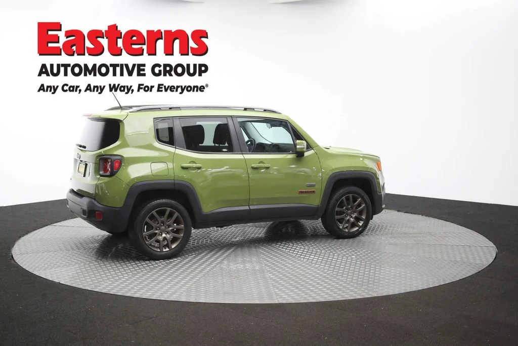 Used 2016 Green Jeep Latitude image 46