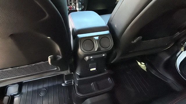 Used 2024 White Jeep Rubicon image 22