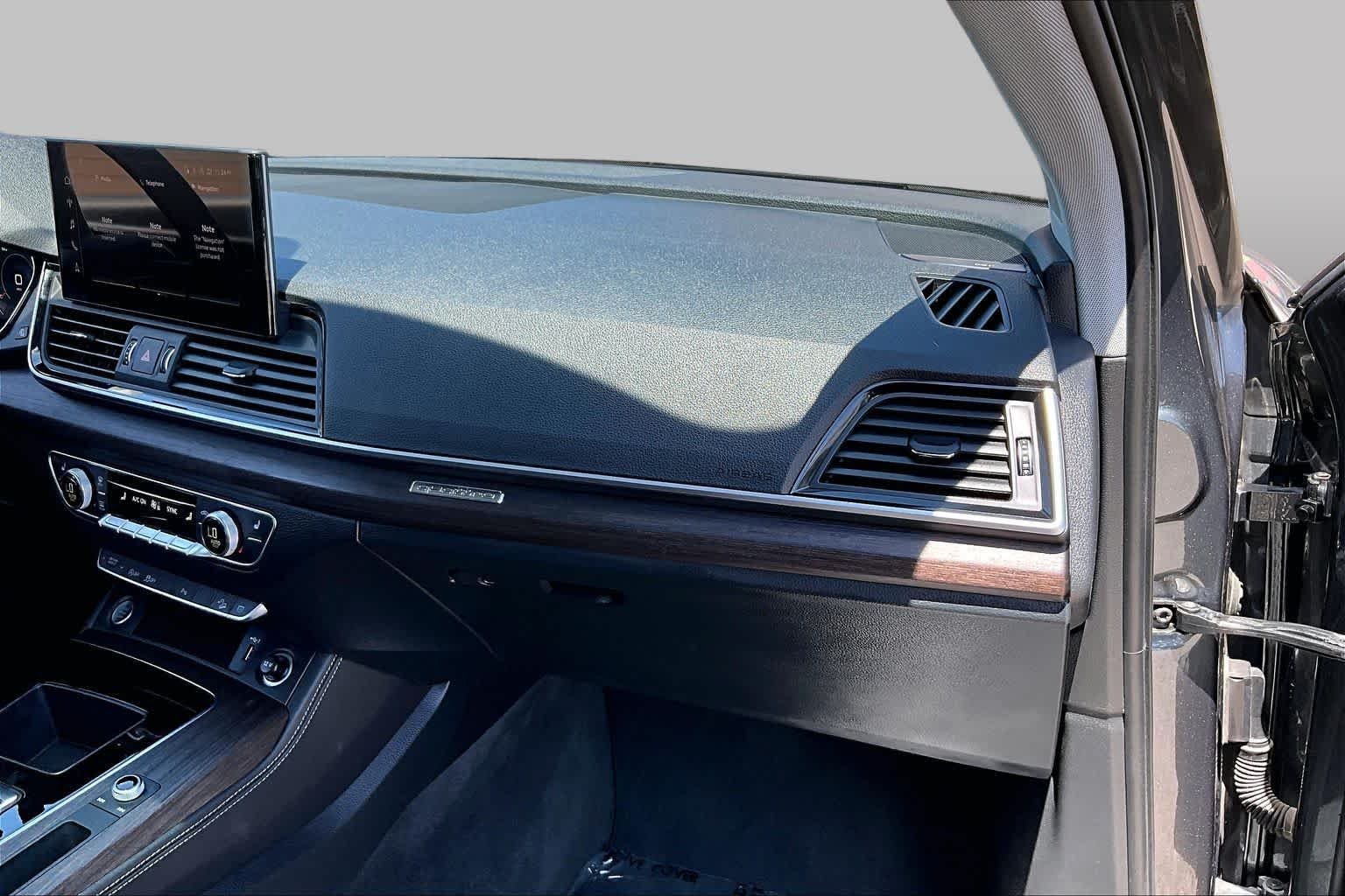 Used 2024 Daytona Gray Pearl Effect Audi S line Premium Plus image 18