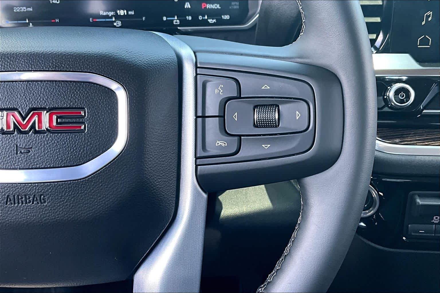 Used 2026 Sterling Metallic GMC Elevation image 25