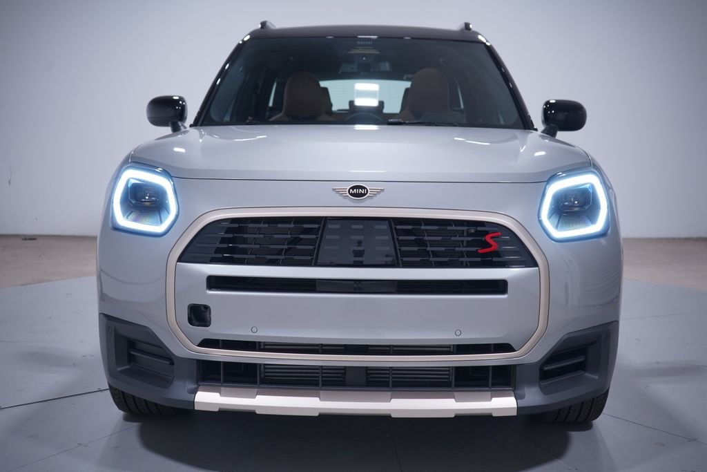Used 2026 Silver MINI Signature Plus image 4