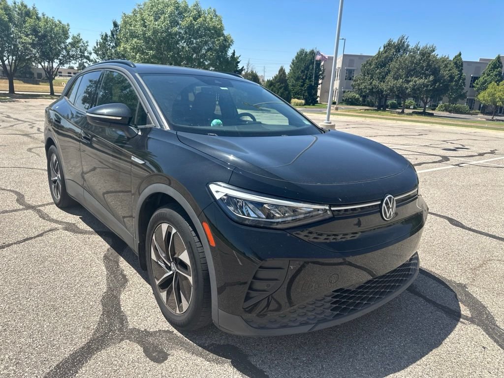 Used 2021 Black Volkswagen Pro image 3