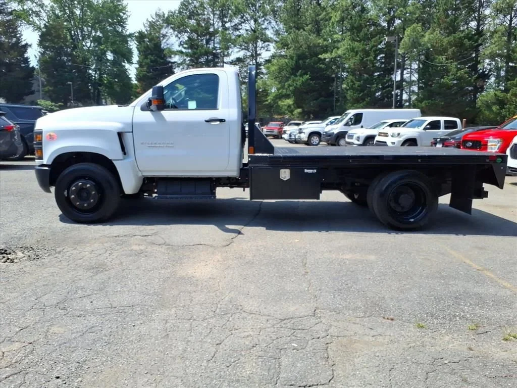 Used 2023 Summit White Chevrolet Work Truck image 38
