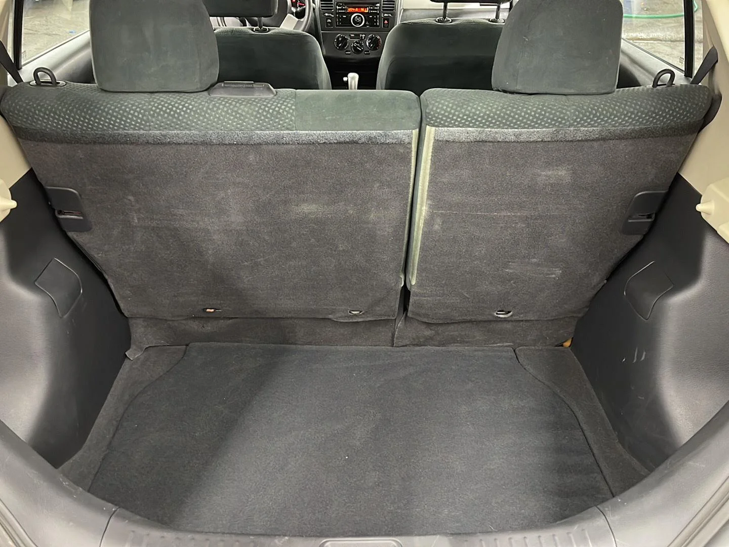 Used 2011 Magnetic Gray Metallic Nissan 1.8 S image 8