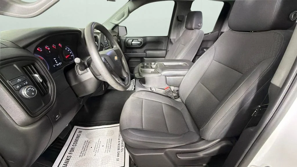 Used 2020 SUMMIT WHITE Chevrolet Custom image 17