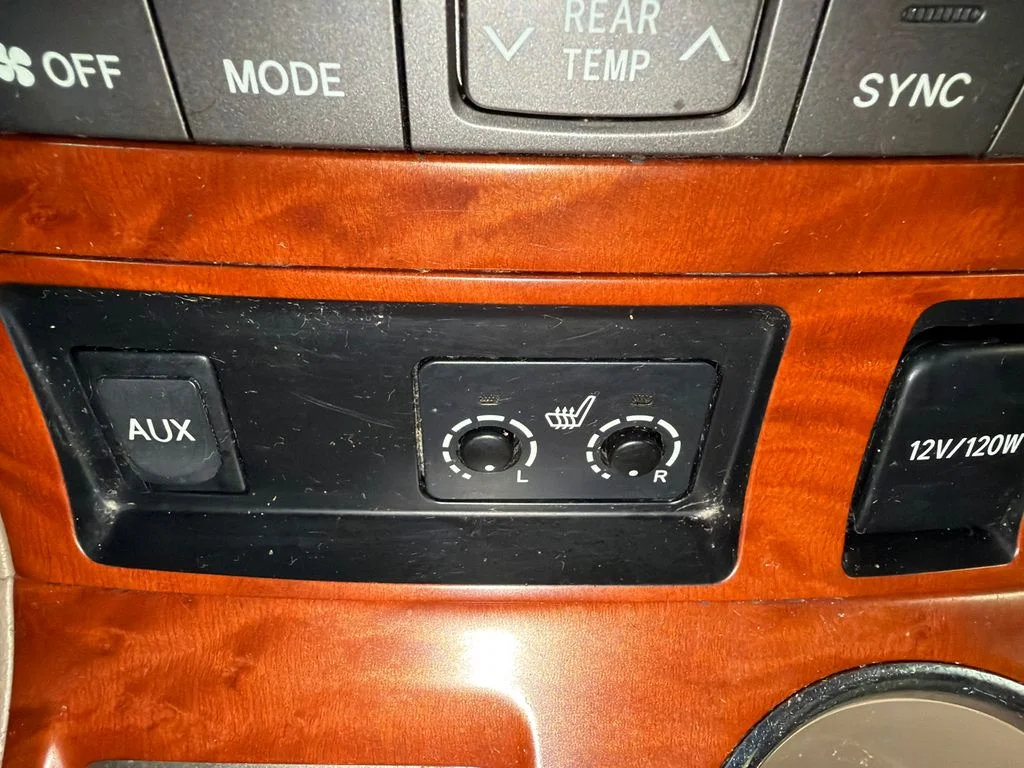 Used 2008 Salsa Red Pearl Toyota Limited image 41