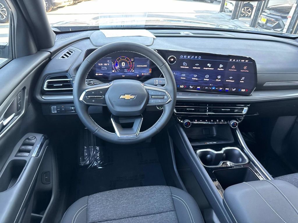 2026 Chevrolet Traverse LT - Photo 9