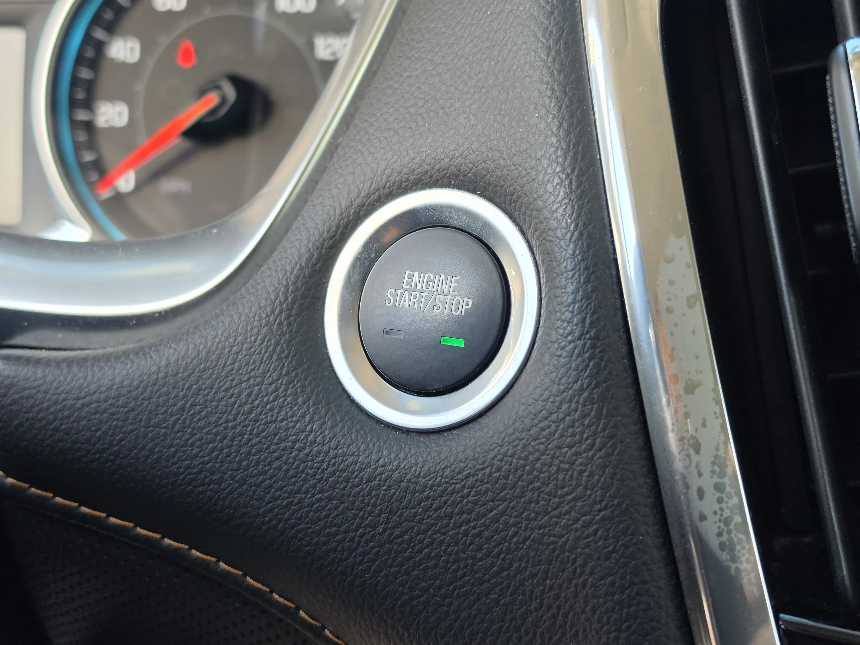 Used 2020 Silver Ice Metallic Chevrolet Premier image 39