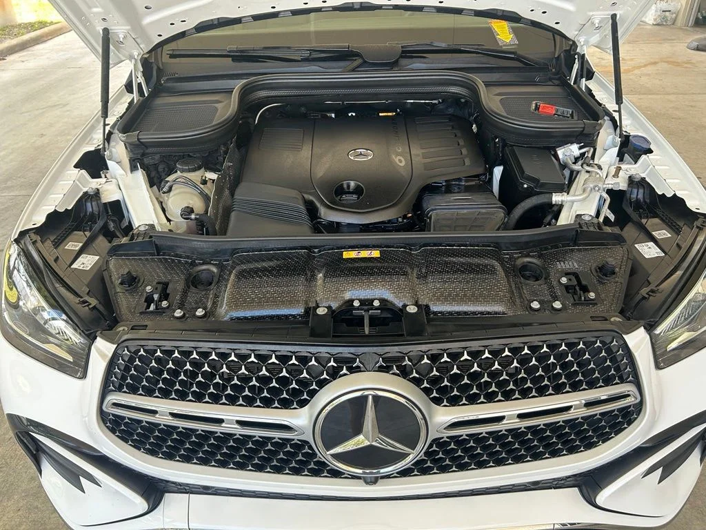 Used 2025 White Mercedes-Benz GLE 450 image 12