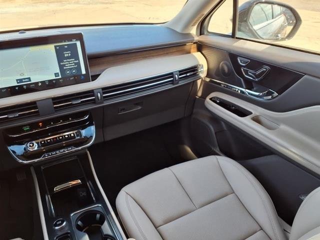 New 2024 Whisper Blue Lincoln Grand Touring image 28