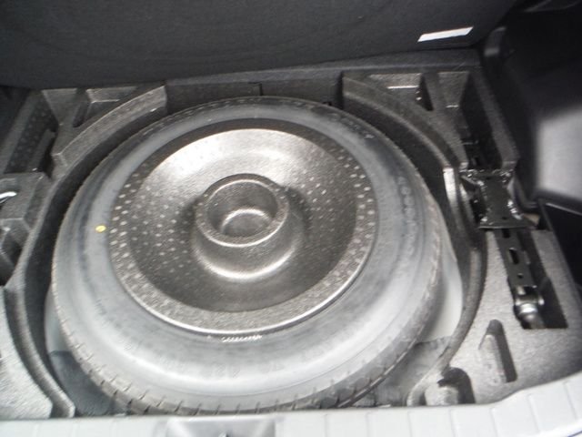 Used 2023  Mitsubishi  image 34