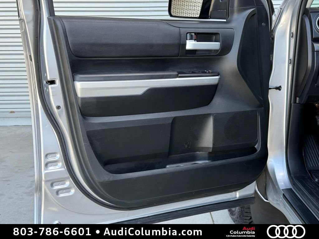 Used 2017 Silver Toyota SR5 image 15