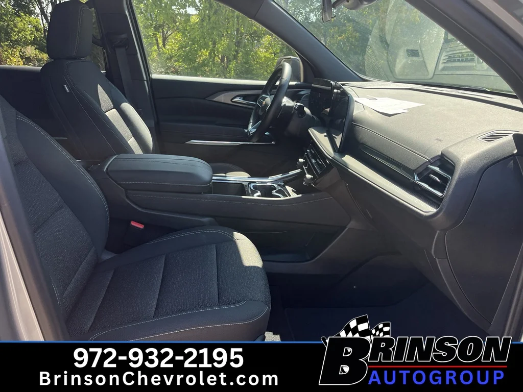 Used 2026 Sterling Gray Metallic Chevrolet LT image 5