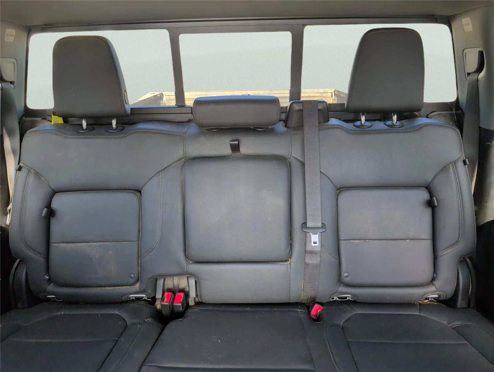 Used 2023 Silver Ice Metallic Chevrolet LT image 24