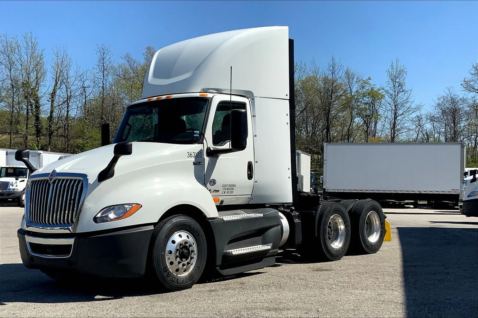 Used 2021 WHITE International  image 4