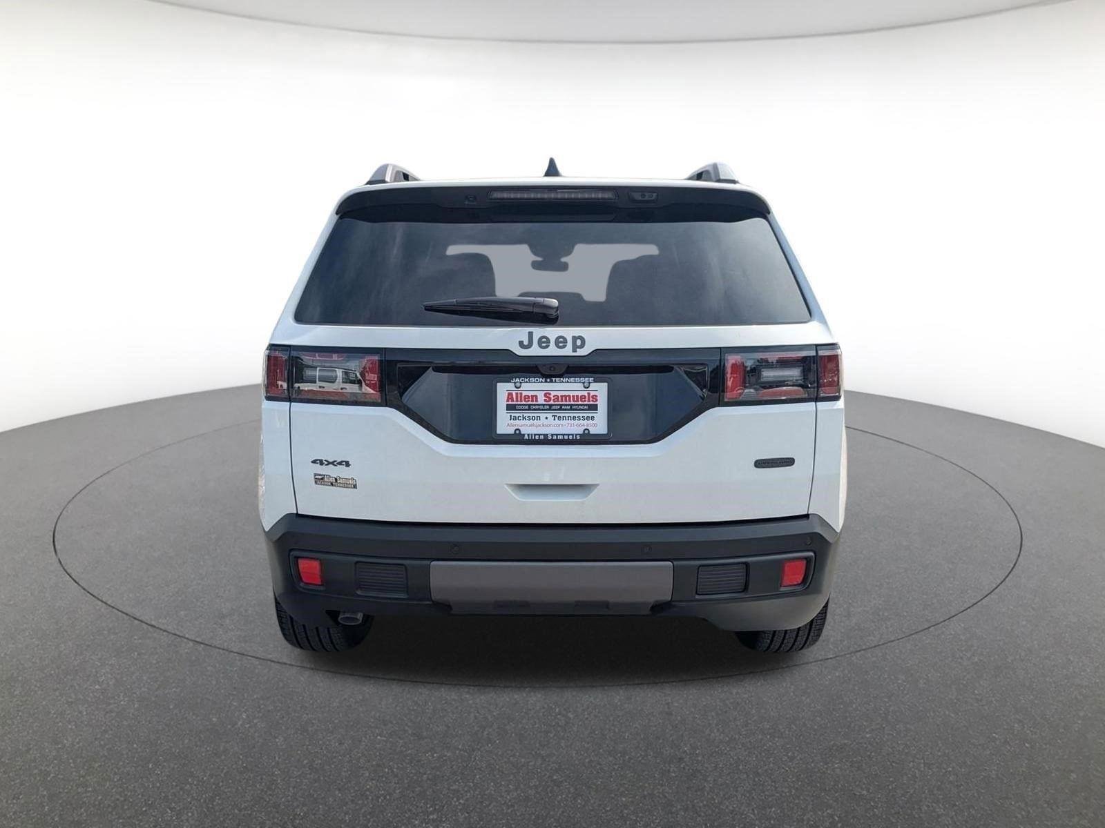 New 2026 Bright White Clear-Coat Exterior Paint Jeep Overland image 6