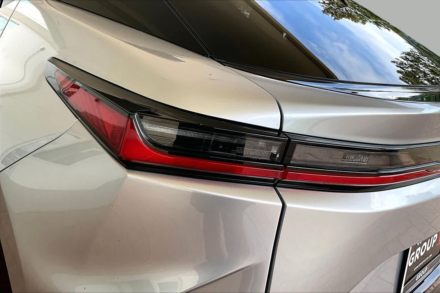 Used 2023 Iridium Lexus Luxury image 25