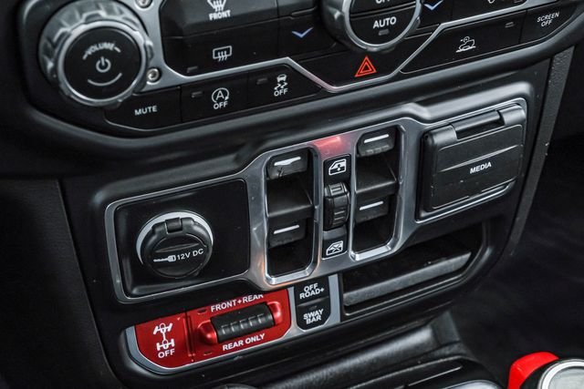 Used 2022 Gray Jeep Rubicon image 39