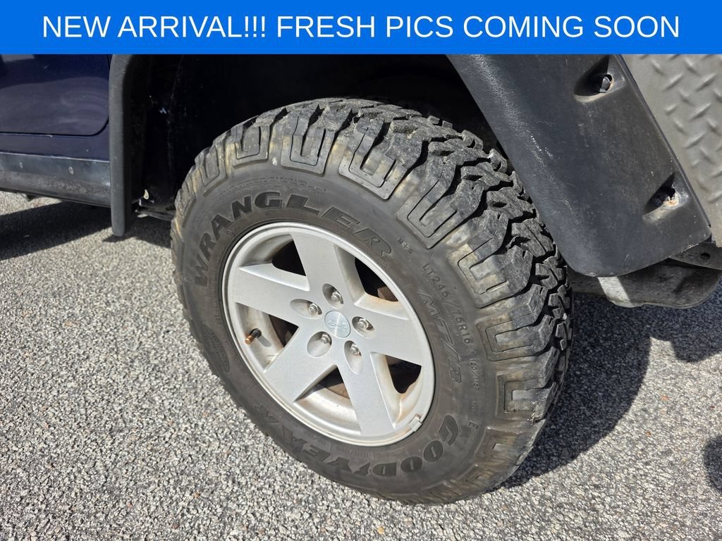 Used 2006  Jeep Rubicon image 6