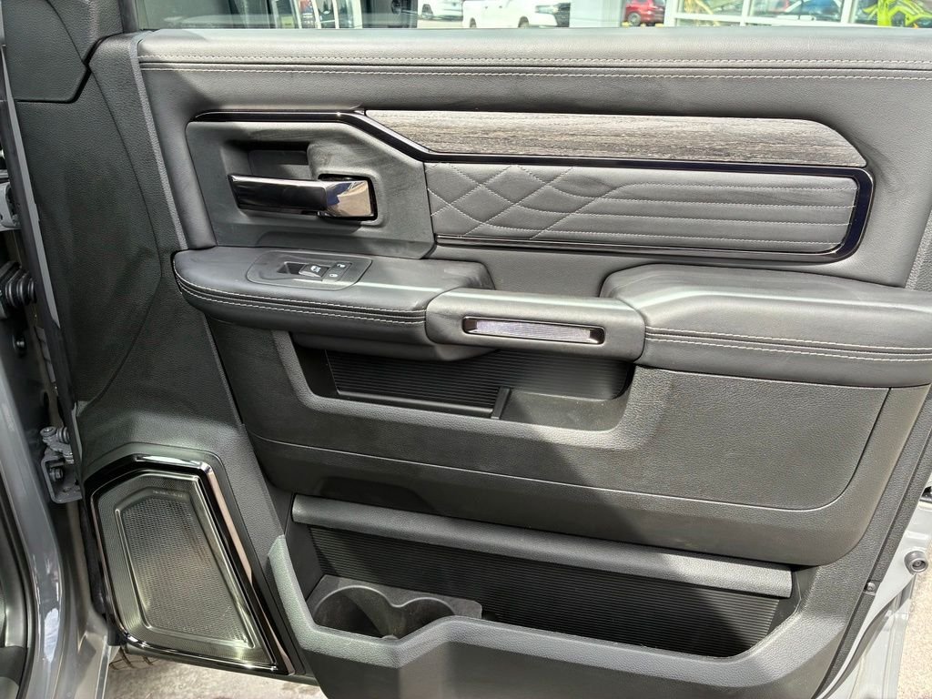 New 2026 Ceramic Gray Clearcoat RAM Limited image 40