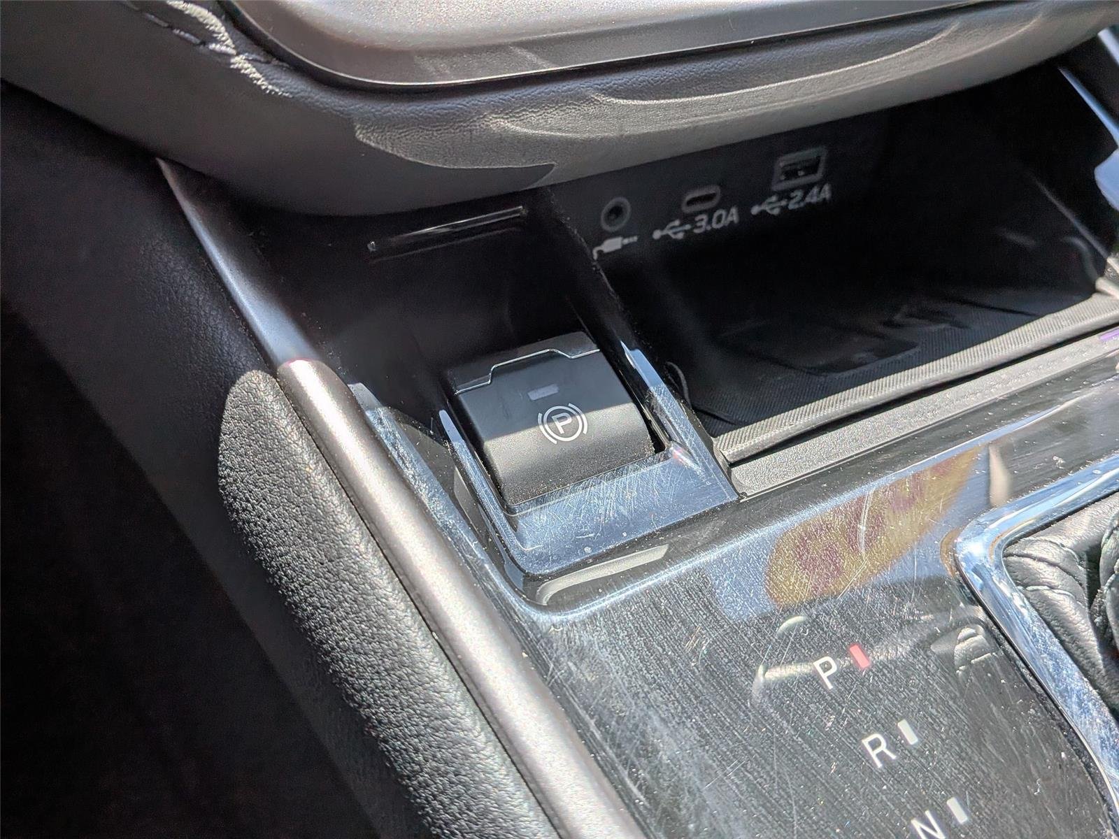 Used 2025 Crystal Black Silica Subaru Onyx Edition XT image 16