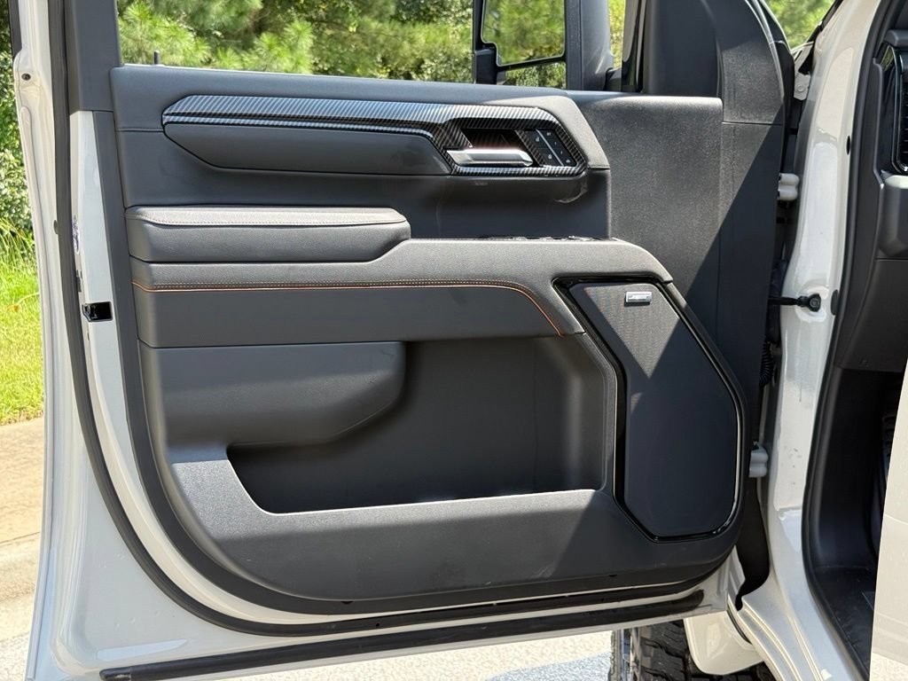 2026 GMC Sierra 2500HD AT4 - Photo 18