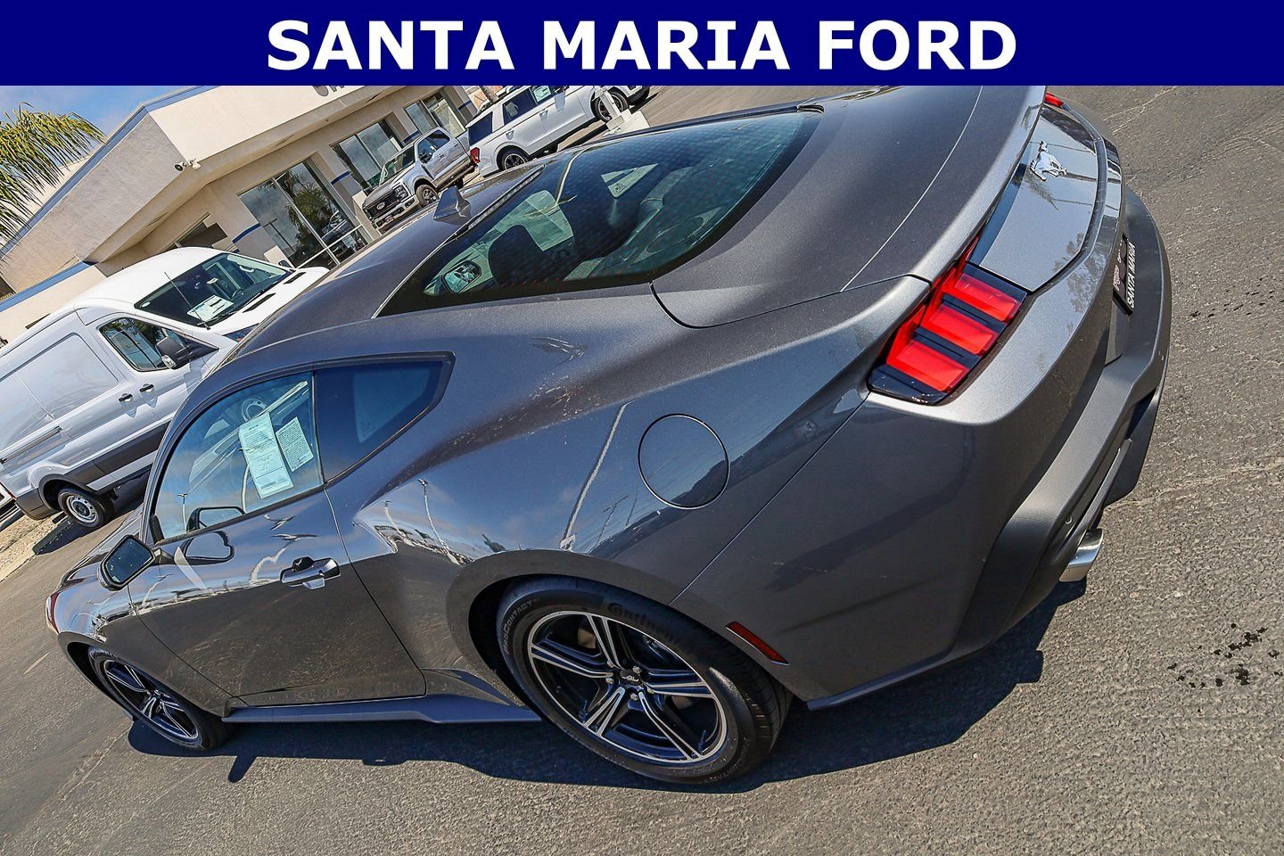 2025 Ford Mustang EcoBoost Fastback - Photo 8