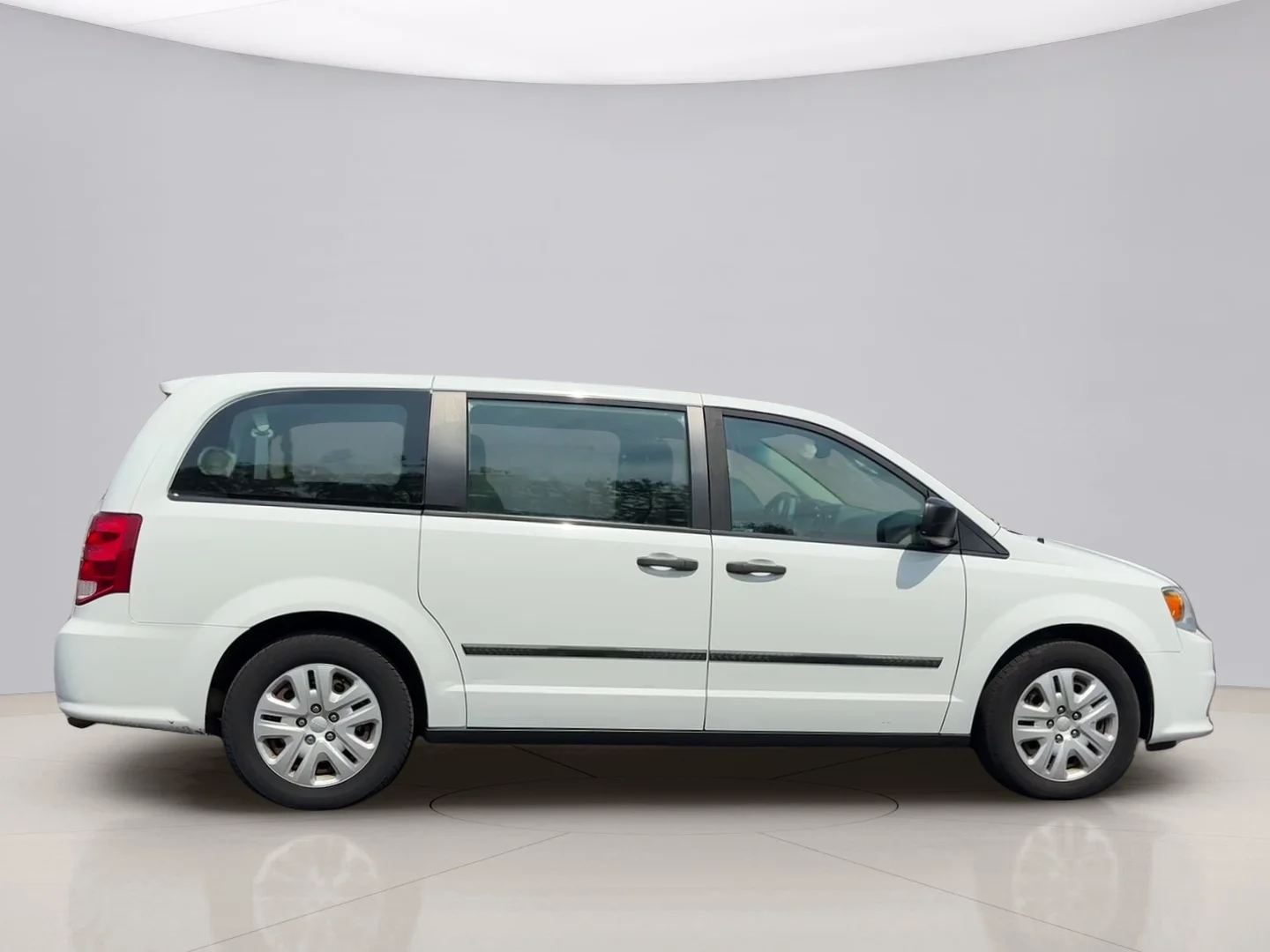 Used 2015 White Dodge SE image 6