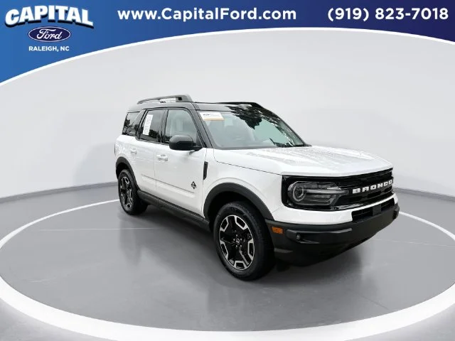 Used 2024 White Ford Outer Banks image 2
