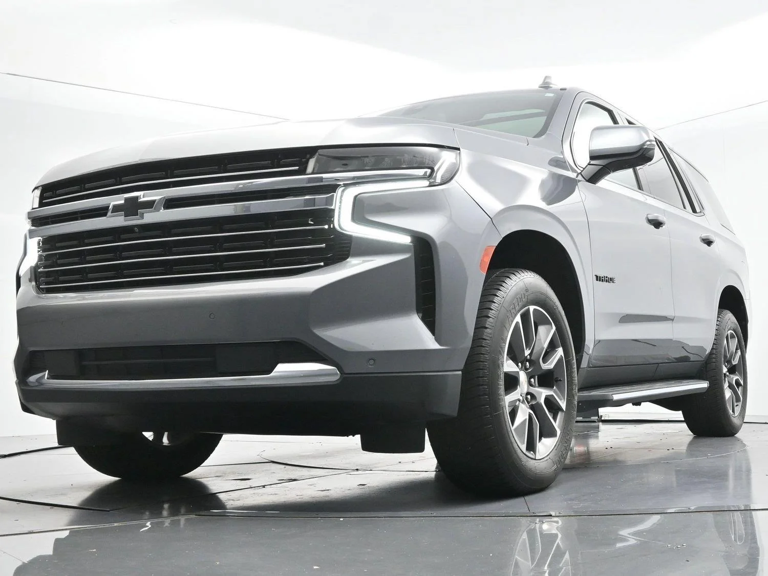 Used 2021 Satin Steel Metallic Chevrolet LT image 47