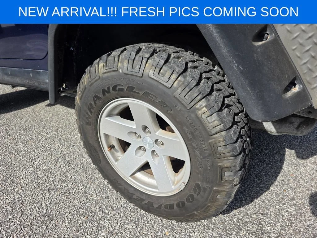 Used 2006  Jeep Rubicon image 6
