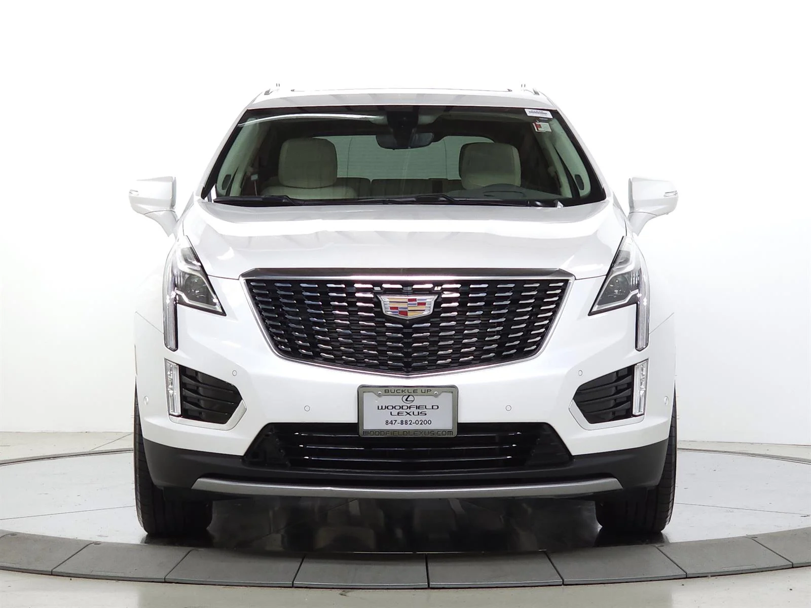 Used 2025 White Cadillac Premium Luxury image 2